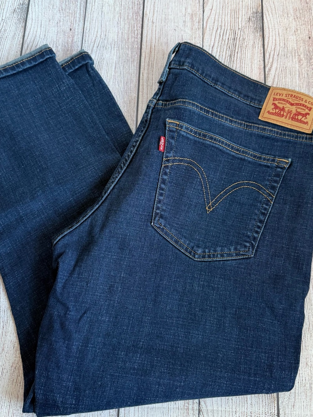 LEVI’S Boyfriend Blue Straight Leg Jeans 32